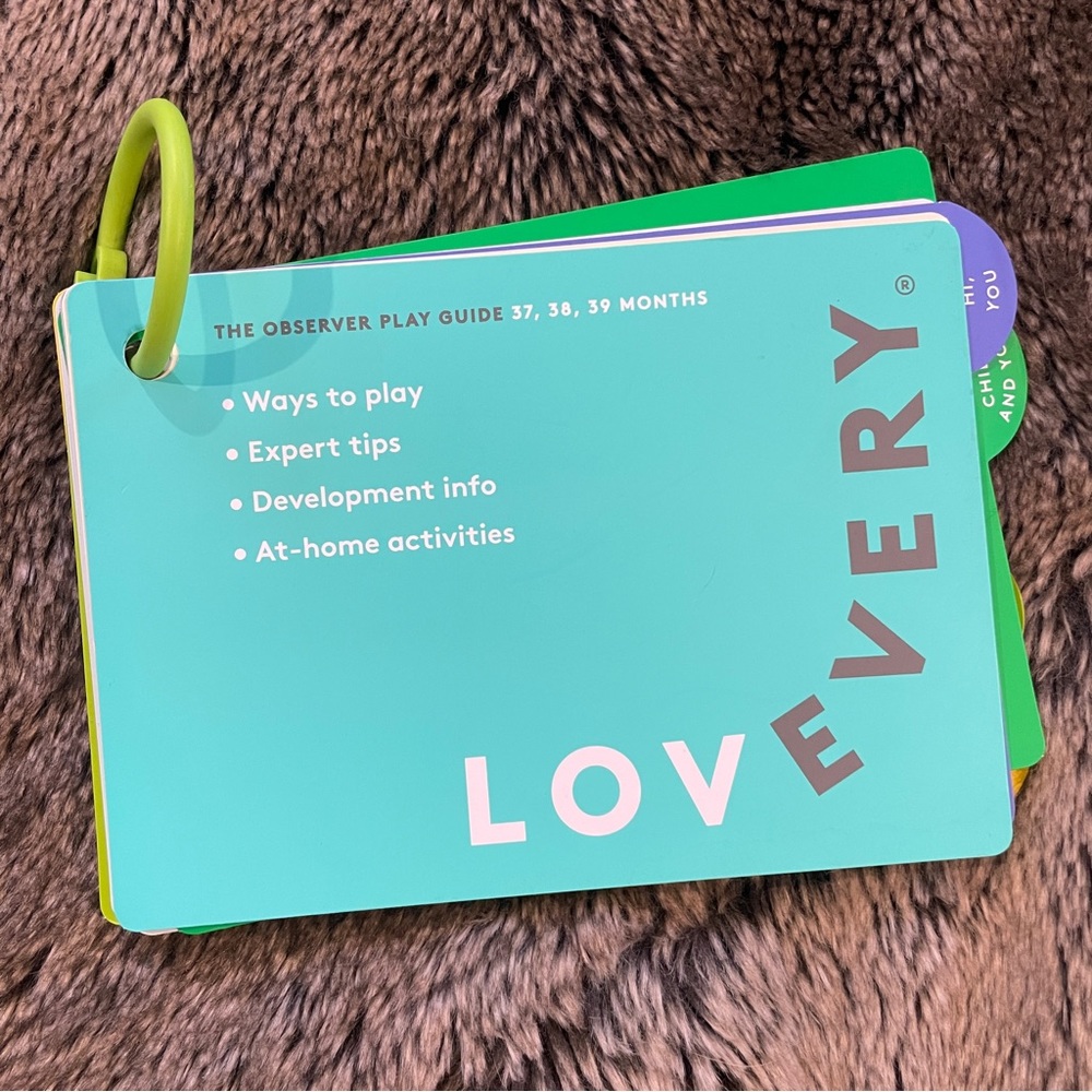 Lovevery - Observer Play Guide - Picture 1 of 4